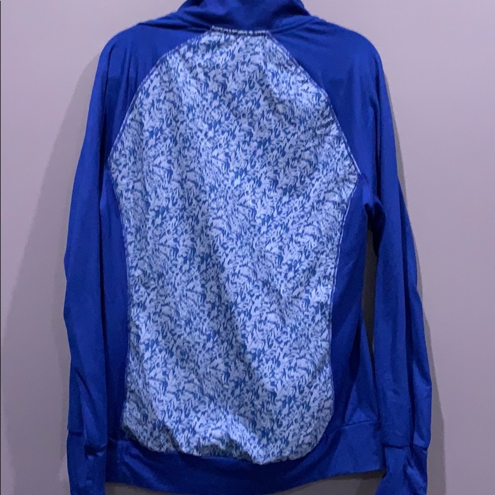 Adidas Pullover - Picture 4 of 8